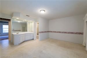 4218 SE 20th Pl #1e, Cape Coral, FL 33904, Sold 11/30/17