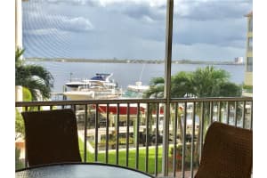 4235 SE 20th Pl APT C201, Cape Coral, FL 33904, Sold 01/29/18
