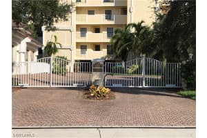 4235 SE 20th Pl APT C201, Cape Coral, FL 33904, Sold 01/29/18
