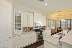 1618 Serrano Cir, Naples, FL 34105, Sold 11/30/17
