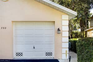 733 Wiggins Lake Dr, Naples, FL 34110, Sold 11/29/17