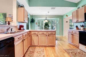 733 Wiggins Lake Dr, Naples, FL 34110, Sold 11/29/17