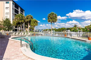 3462 Hancock Bridge Pkwy APT 225, North Fort Myers, FL 33903, Sold 12/15/17