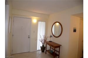 200 Periwinkle Way UNIT 327, Sanibel, FL 33957, Sold 10/12/17