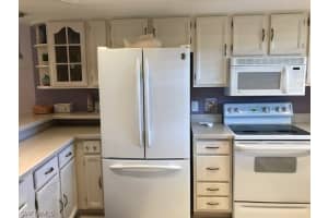 25398 Golf Lake Cir APT 204, Bonita Springs, FL 34135, Sold 09/21/17