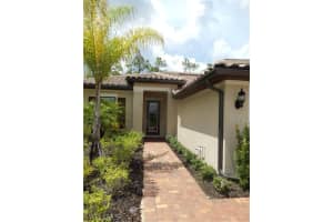 9036 Triangle Palms Ln, Fort Myers, FL 33913, Sold 11/15/17