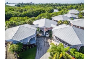 950 Moody Rd APT 116, North Fort Myers, FL 33903, Sold 11/17/17