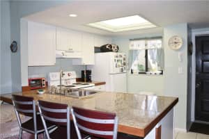 1201 Barrett Rd APT 1201, North Fort Myers, FL 33903, Sold 10/30/17