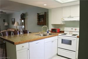 1201 Barrett Rd APT 1201, North Fort Myers, FL 33903, Sold 10/30/17