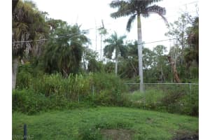 2617 Holly Ave, Naples, FL 34112, Sold 10/30/17