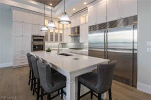 825 San Carlos Dr, Fort Myers Beach, FL 33931, Sold 12/06/17