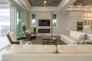 825 San Carlos Dr, Fort Myers Beach, FL 33931, Sold 12/06/17