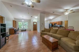 9830 Country Oaks Dr, Fort Myers, FL 33967, Sold 12/08/17