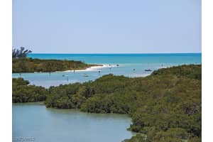 445 Dockside Dr, Naples, FL 34110, Sold 12/20/17