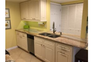 3421 Winkler Ave APT 409, Fort Myers, FL 33916, Sold 12/04/17
