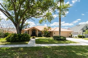 2209 Pinewoods Cir, Naples, FL 34105, Sold 04/17/23