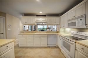15220 Portside Dr APT 102, Fort Myers, FL 33908, Sold 04/02/18