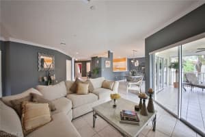 400 Diamond Cir, Naples, FL 34110, Sold 11/10/17