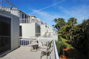 200 Periwinkle Way UNIT 217, Sanibel, FL 33957, Sold 02/26/18