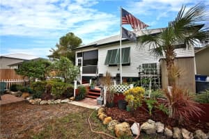 6100 Waterway Bay Dr, Fort Myers, FL 33908, Sold 02/09/18