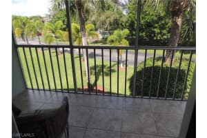 8148 Country Rd UNIT 206, Fort Myers, FL 33919, Sold 10/26/17