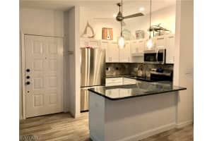 5713 Foxlake Dr APT 8, North Fort Myers, FL 33917, Sold 01/31/18