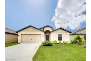 407 Shadow Lakes Dr, Lehigh Acres, FL 33974, Sold 11/30/18