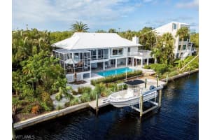 1270 Bay Dr, Sanibel, FL 33957, Sold 11/28/17