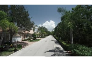 14672 Glen Eden Dr, Naples, FL 34110, Sold 01/18/18