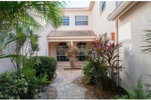 526 Lake Louise Cir, Naples, FL 34110, Sold 04/19/18