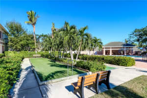 201 Arbor Lake Dr, Naples, FL 34110, Sold 05/02/18