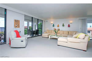 651 E Gulf Dr UNIT 133, Sanibel, FL 33957, Sold 08/29/19