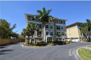 10090 Lake Cove Dr APT 202, Fort Myers, FL 33908, Sold 01/04/18