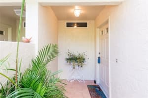 362 Emerald Bay Cir, Naples, FL 34110, Sold 06/18/18