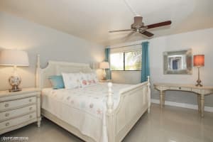2121 Collier Ave APT 307, Fort Myers, FL 33901, Sold 12/20/17