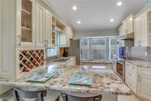 1238 Jardin Dr, Naples, FL 34104, Sold 01/29/18