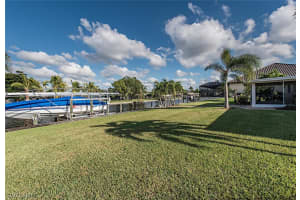 119 Montrose Dr, Fort Myers, FL 33919, Sold 11/30/17