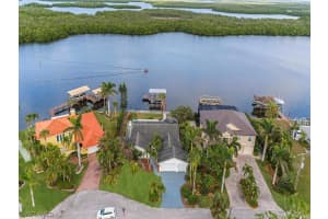 640 Randy Ln, Fort Myers Beach, FL 33931, Sold 08/16/19