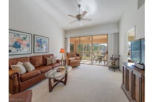 752 Wiggins Lake Dr, Naples, FL 34110, Sold 02/26/18