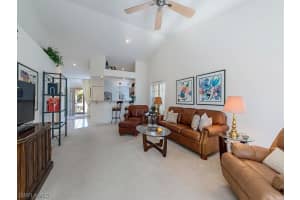 752 Wiggins Lake Dr, Naples, FL 34110, Sold 02/26/18