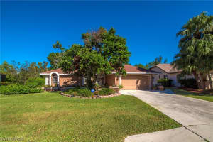6537 Willow Lake Cir, Fort Myers, FL 33966, Sold 01/22/18