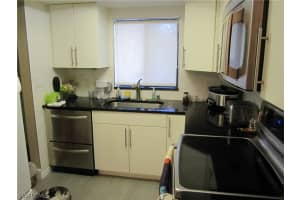 1230 Hall Rd APT 302, North Fort Myers, FL 33903, Sold 07/27/18