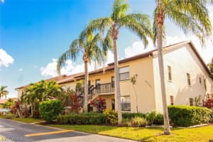 9305 Lake Park Dr APT 203, Fort Myers, FL 33919, Sold 05/18/18