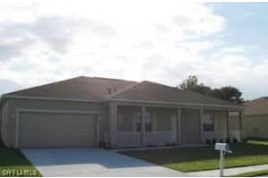 2700 Soaring Hawk Dr, Fort Myers, FL 33905, Sold 04/30/18