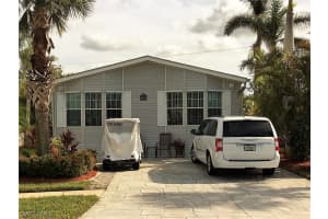MLS# 217076582, Naples, Florida 34114