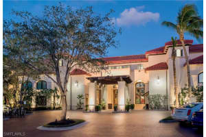 221 9th St S #312, Naples, FL 34102, Sold 01/19/18