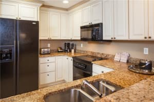 221 9th St S #312, Naples, FL 34102, Sold 01/19/18