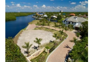 14221 Bay Dr, Fort Myers, FL 33919, Sold 06/11/20
