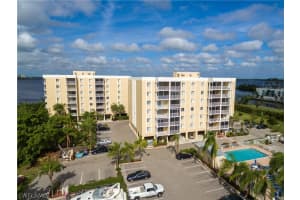 2885 Palm Beach Blvd #305, Fort Myers, FL 33916, Sold 05/21/18