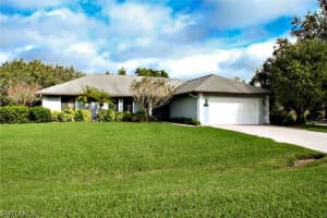 7286 Pelas Cir, North Fort Myers, FL 33917, Sold 02/16/18